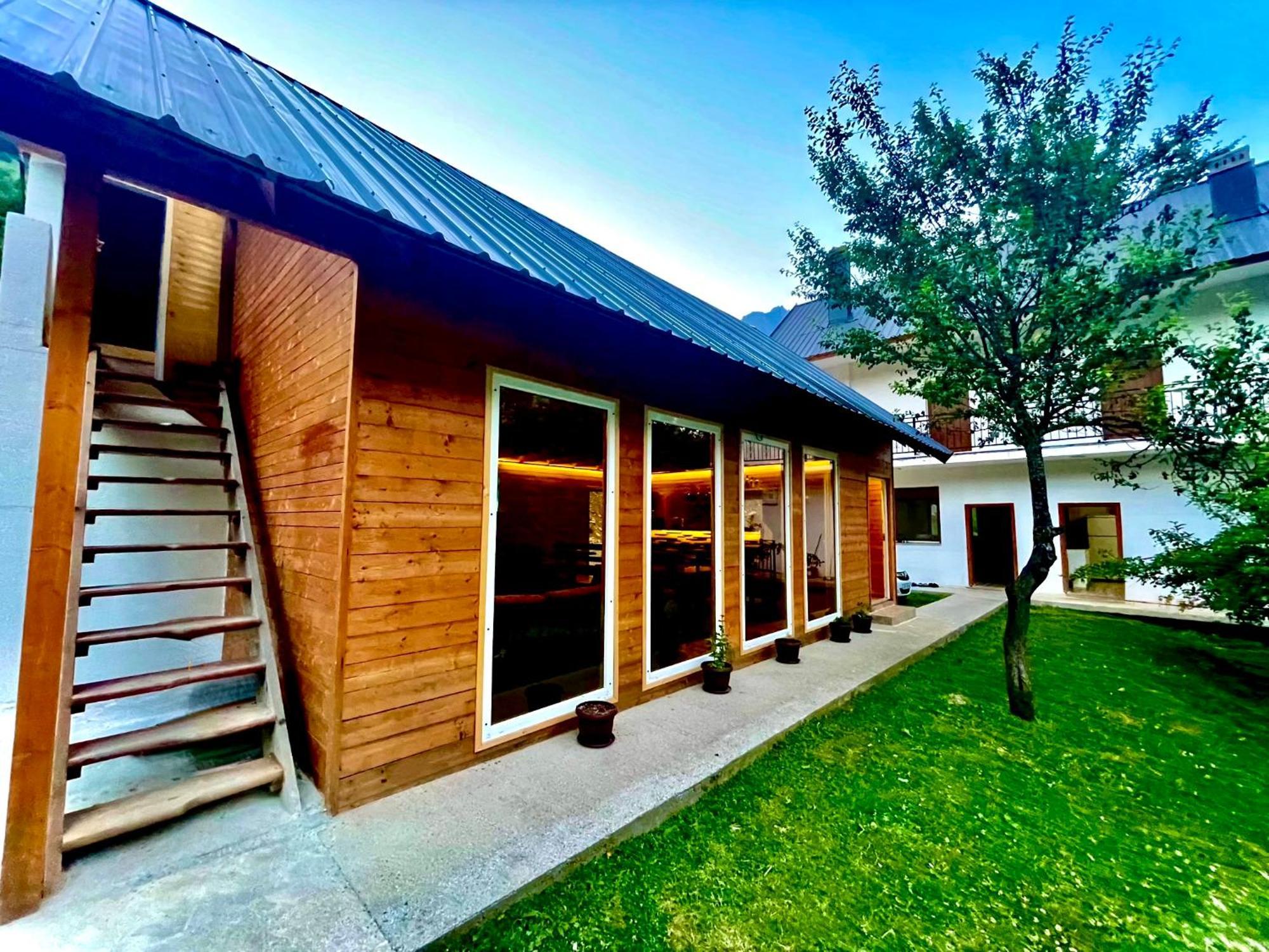 Lazer Cardaku Guesthouse Валбона Экстерьер фото